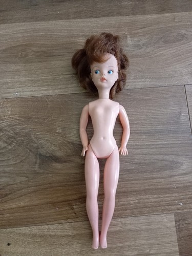 Vintage 1960s sindy doll made - 1960s,