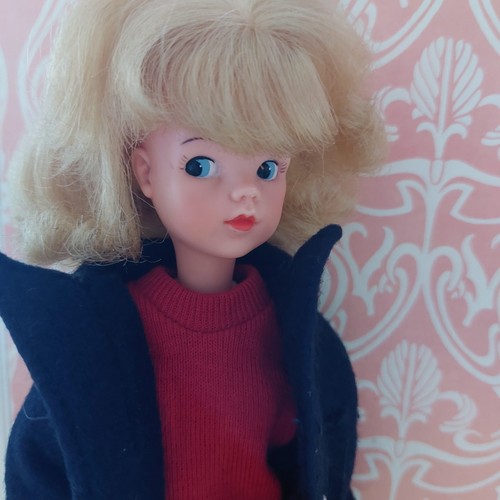 Beautiful vintage 1960s mihk - beautiful,