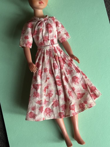 Vintage 1960s or 1970s - 💛,