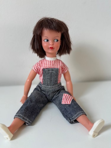 Vintage sindy patch doll - sindy, in
