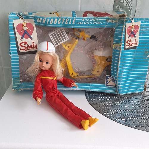 Vintage sindy with - vintage,